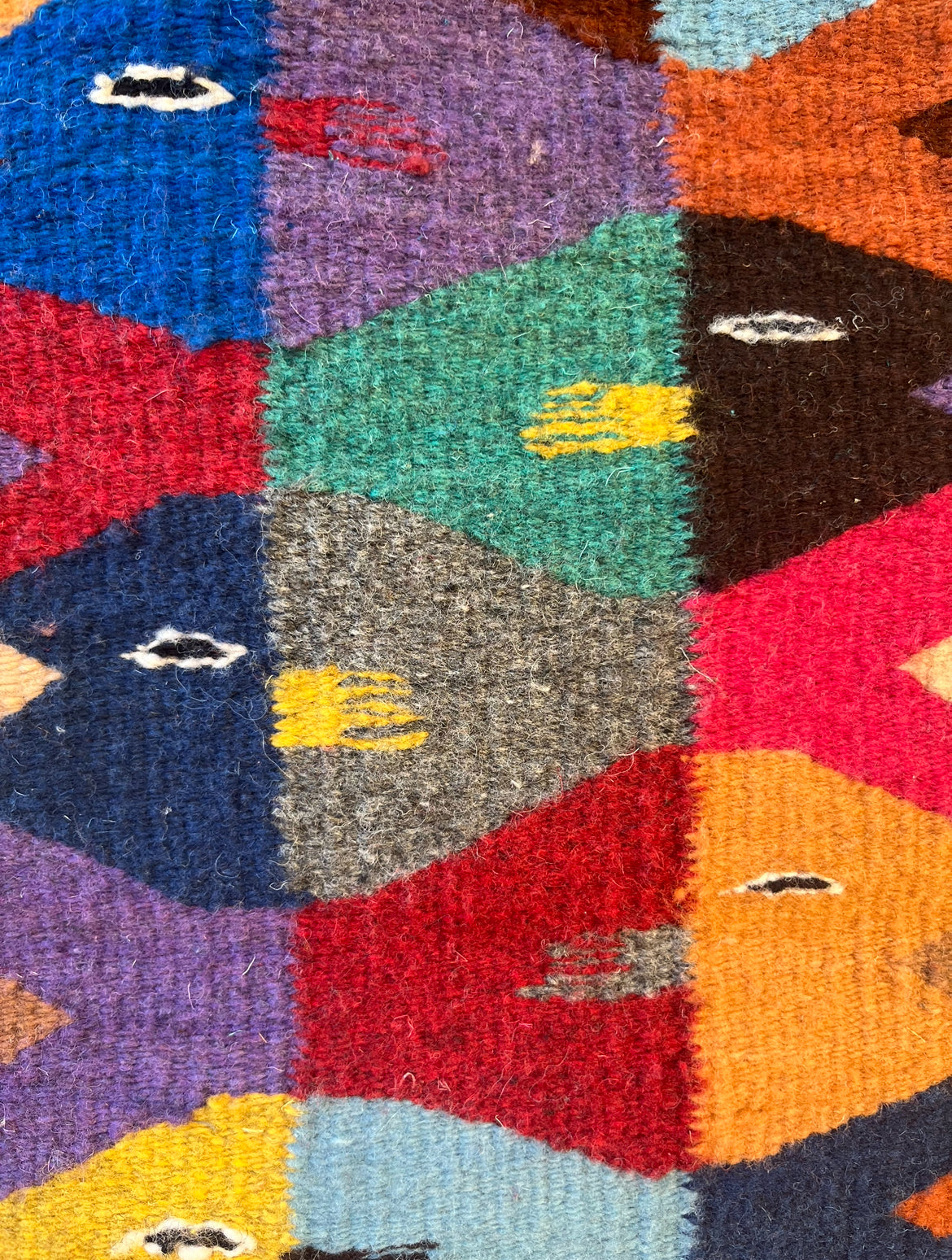 Pescado rug (10"x20")