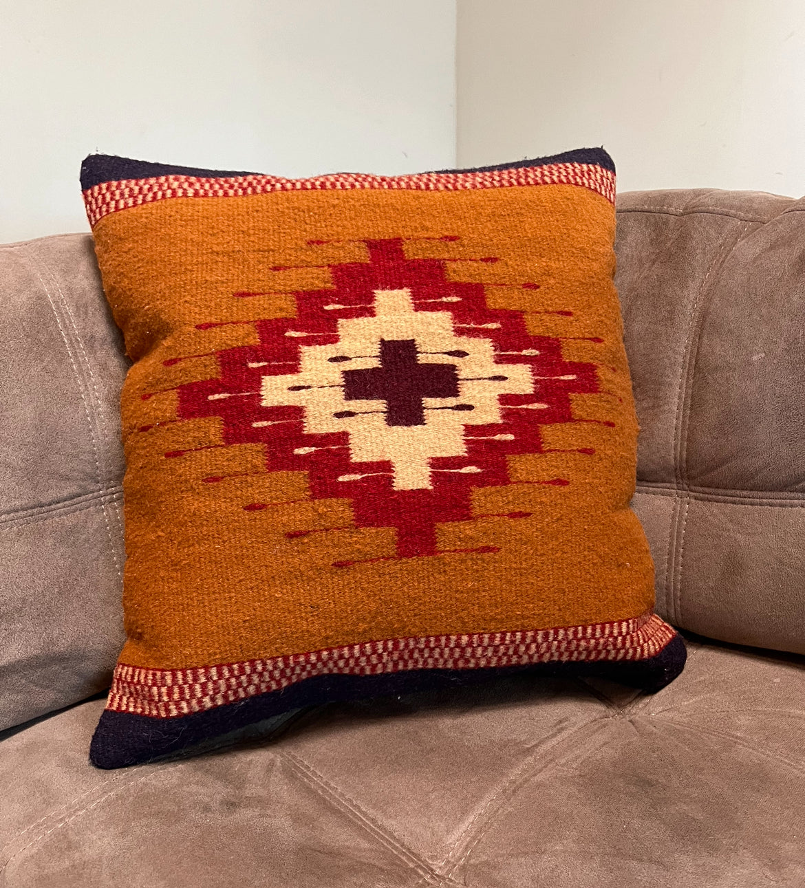 Ojo de dios pillow