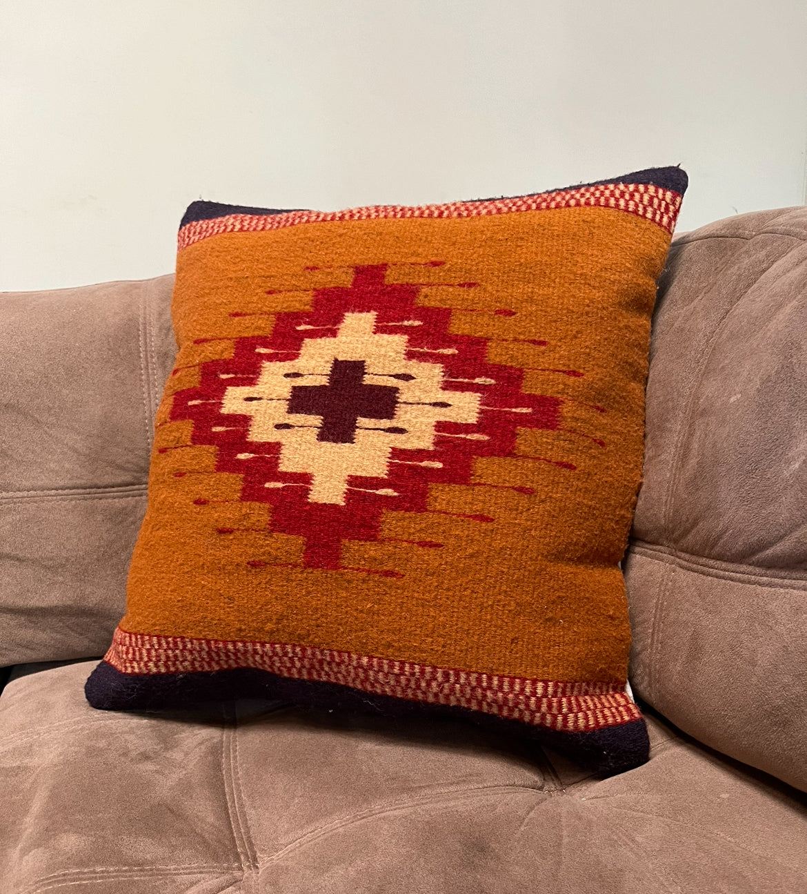 Ojo de dios pillow