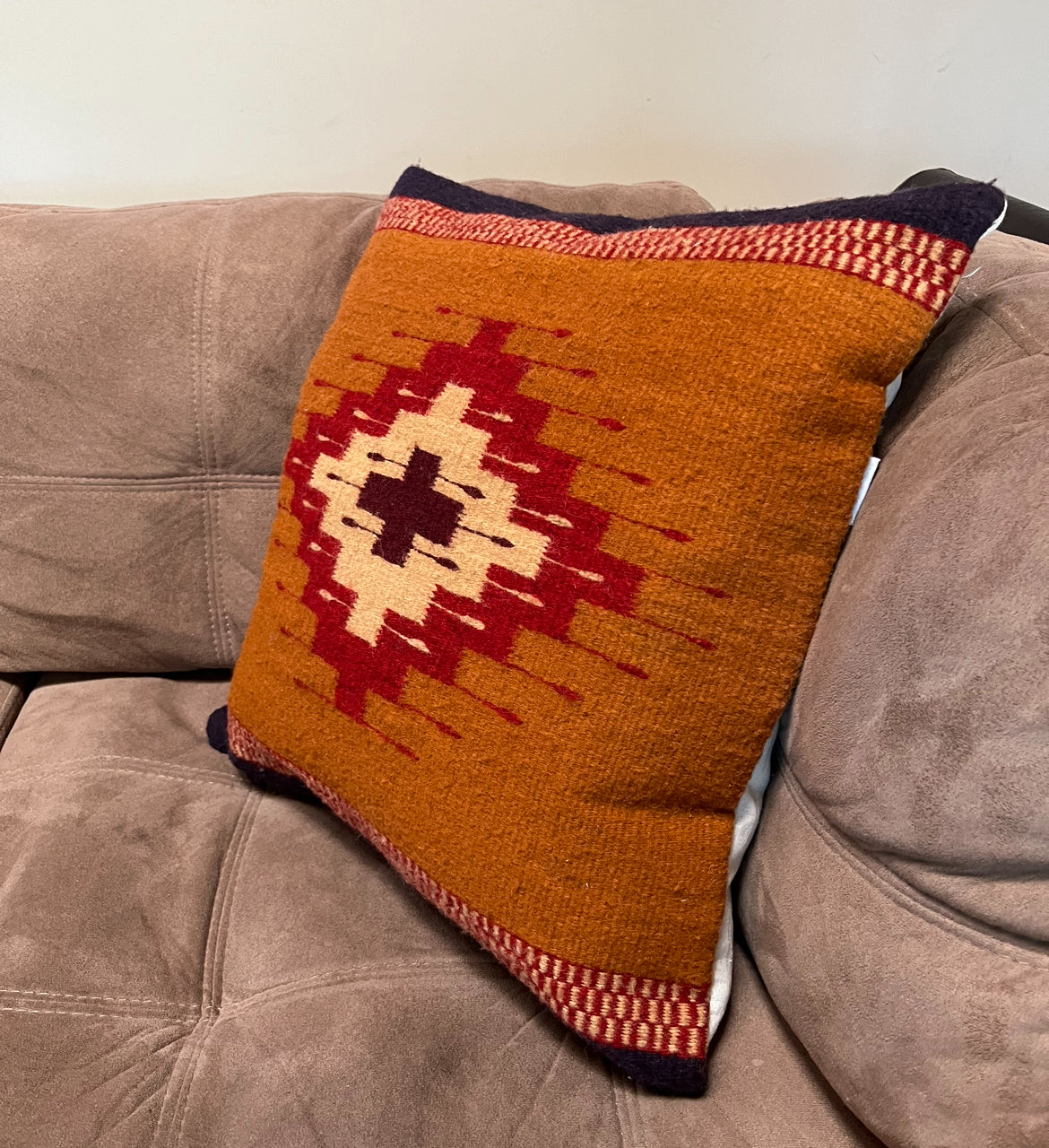 Ojo de dios pillow